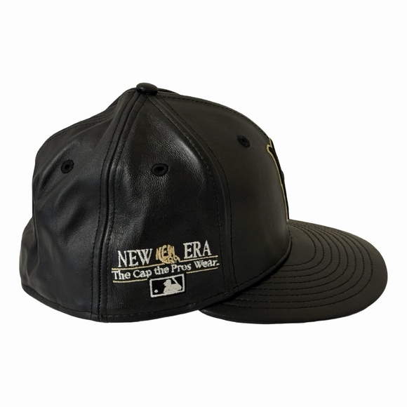 Red Sox MLB New Era 59FIFTY Fitted Sz 7 3/8 Black Leather Gold - Picture 2 of 8